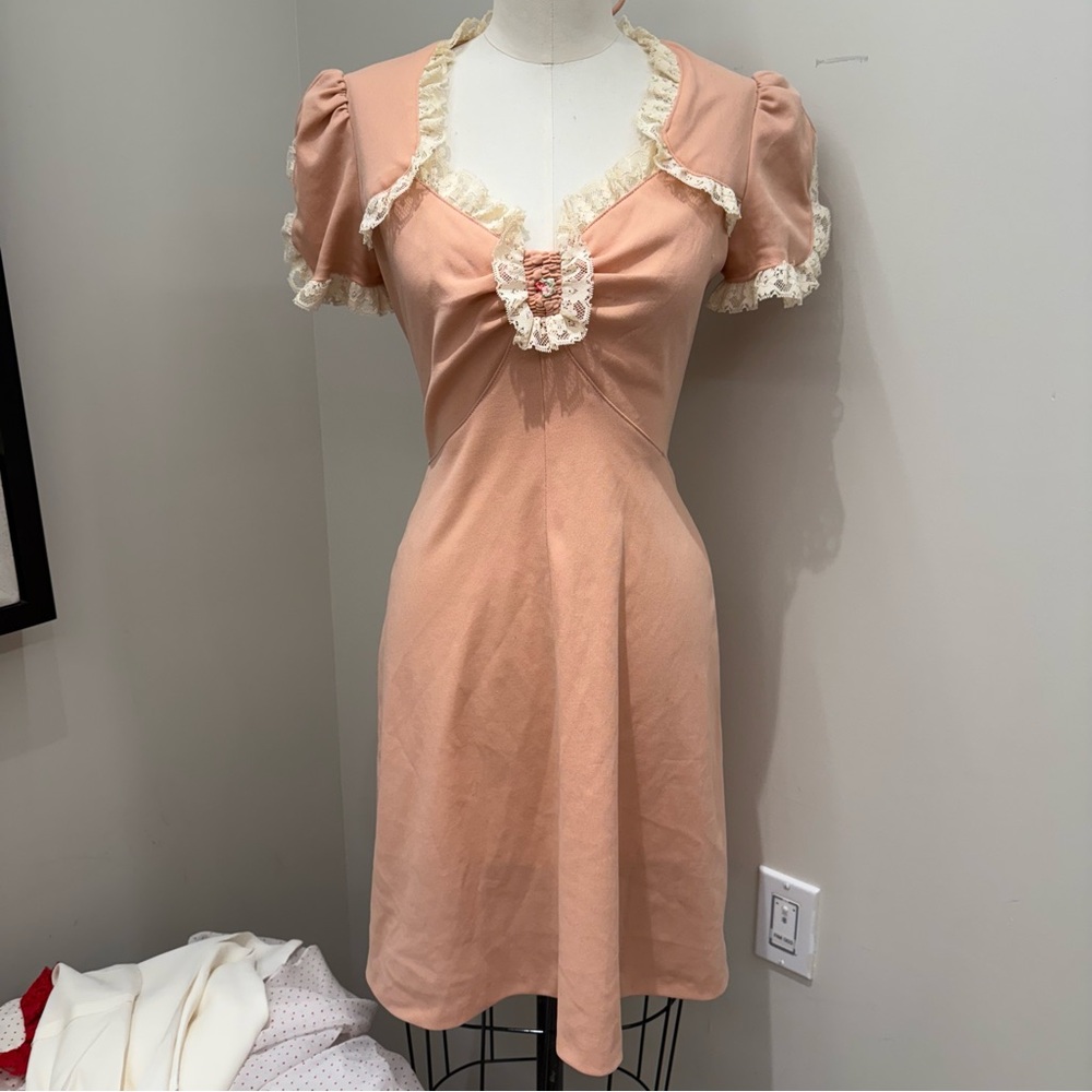 70s Peach Puff Sleeve Mini Dress